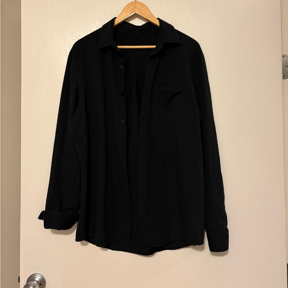 Lululemon Men’s Black Button-Up Shirt